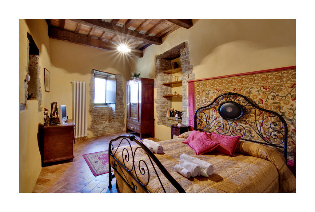 Agriturismo Biologico Castello Della Pieve Mercatello sul Metauro Bilik gambar